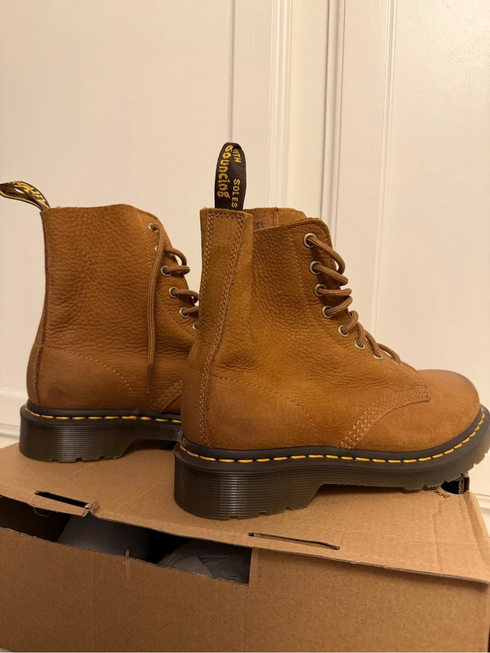 Dr. Martens Desert Brown 1460 Pascal boots Size 6 Men’s: 7 Women’s. NWT box cut
